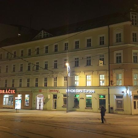 Hostel Folks براتسيلافا المظهر الخارجي الصورة