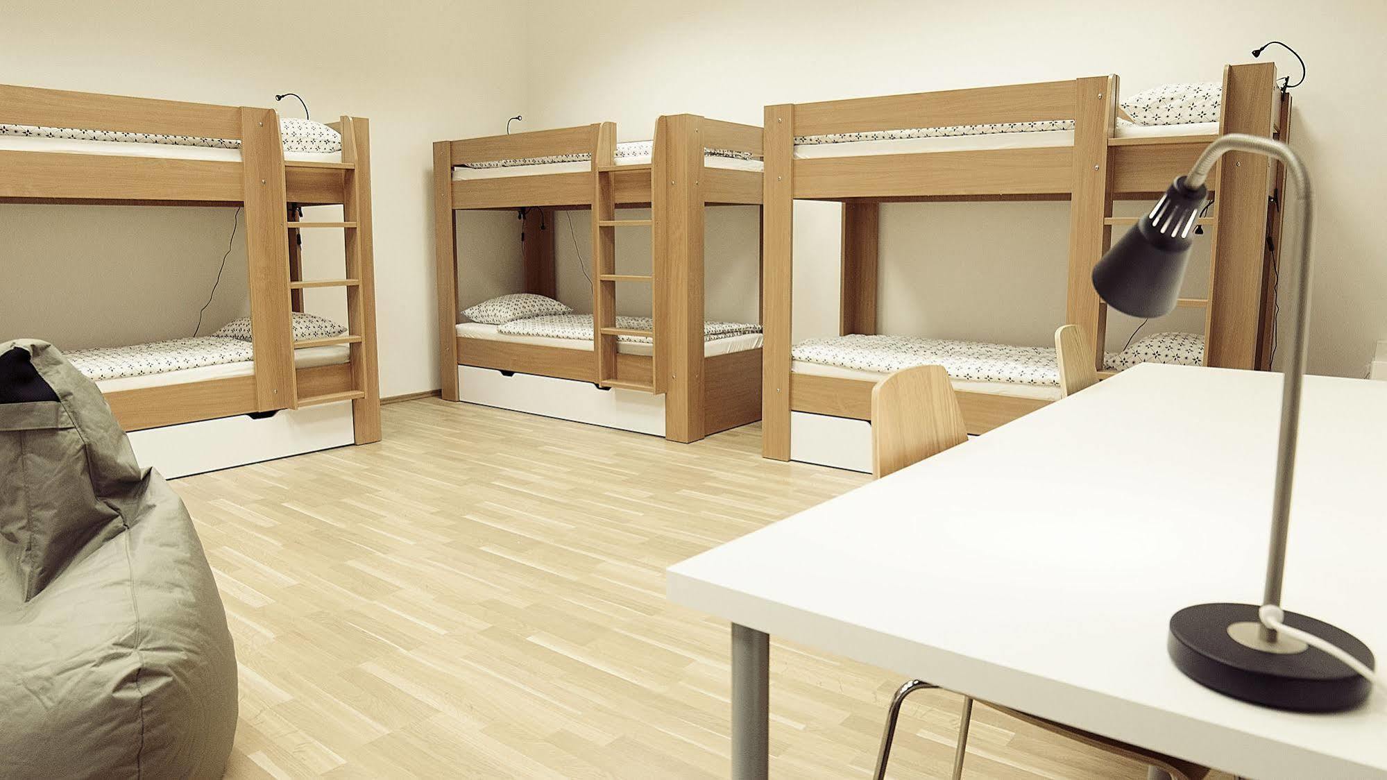 Hostel Folks براتسيلافا المظهر الخارجي الصورة