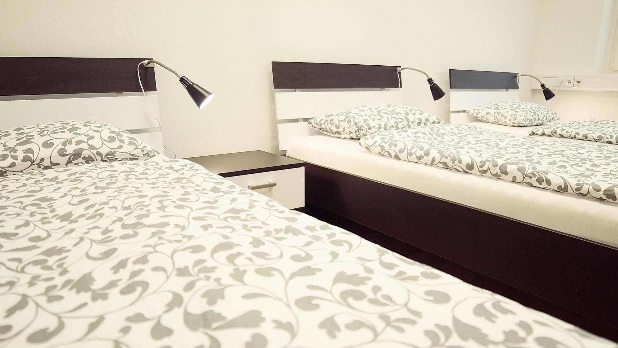 Hostel Folks براتسيلافا المظهر الخارجي الصورة